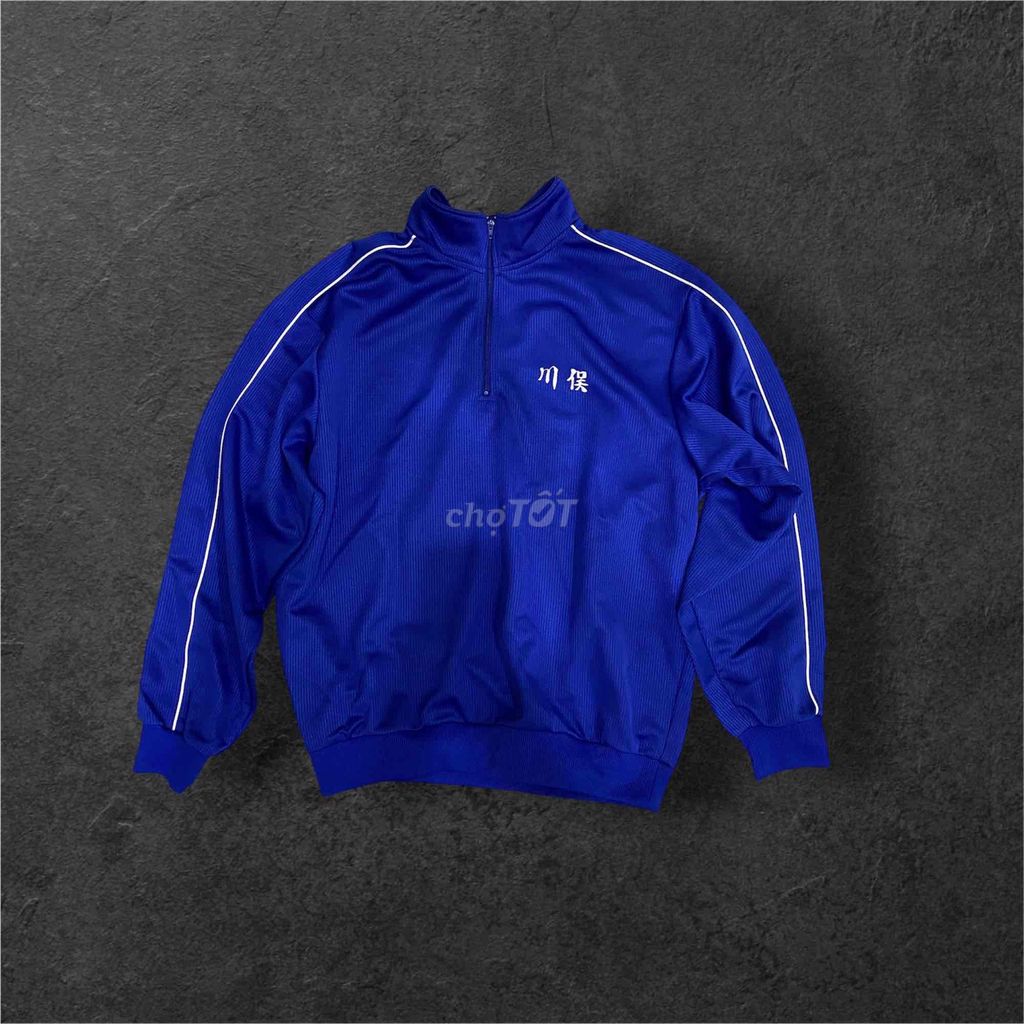 Áo khoác thể thao Asics logo thêu Unisex 60-63kg. Mua bán Quần áo tại Thị xã Tân Uyên Bình Dương được đăng bởi Pham Tu Trinh hình 1