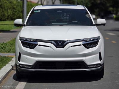Vinfast VF8 Plus AWD 2025 Free Sạc Đến 2027
