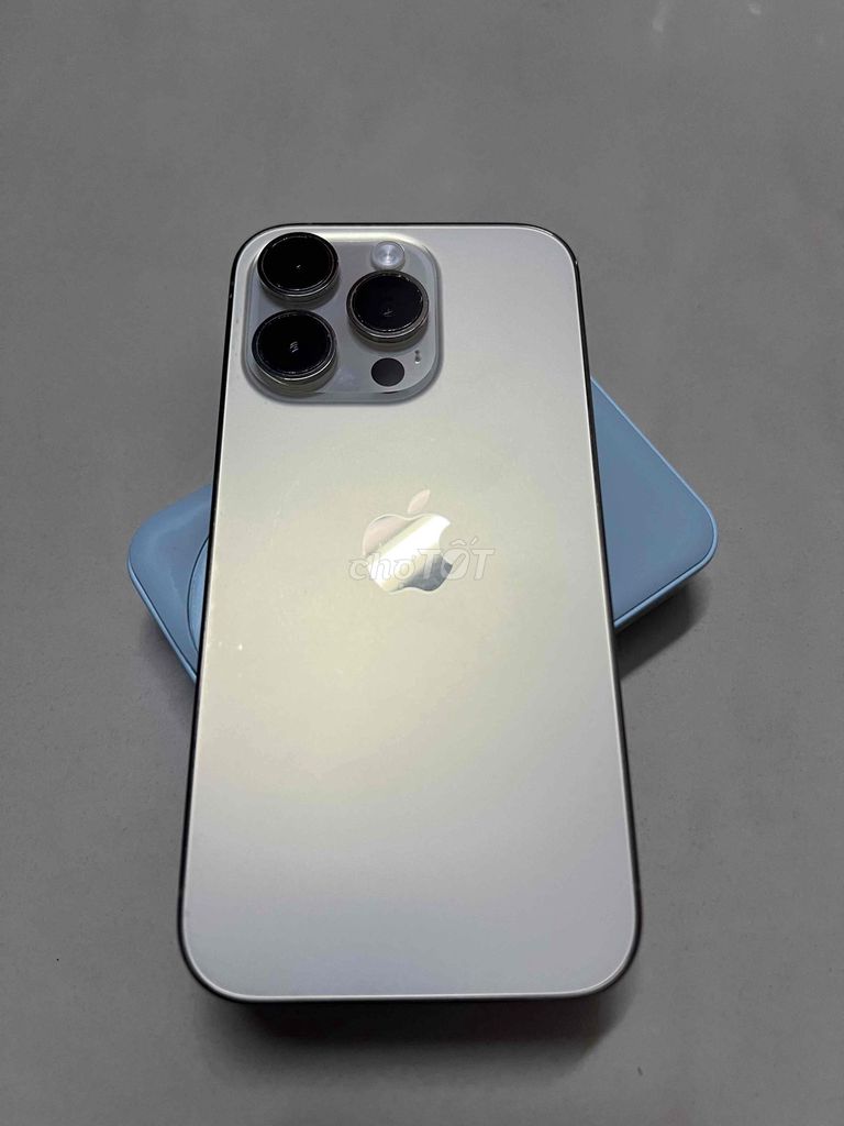 Apple iPhone 14 Pro Gold Ios 17.7. Mua bán Điện thoại tại Quận 10 Tp Hồ Chí Minh được đăng bởi Thuan Ly hình 1
