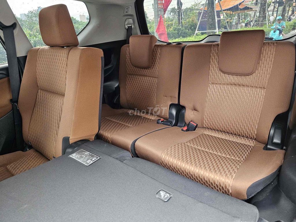 Toyota Innova 2017 2.0E - 1 chủ biển HN. Mua bán Ô tô tại Quận Hà Đông Hà Nội được đăng bởi T SURE TOYOTA HÀ ĐÔNG  hình 8
