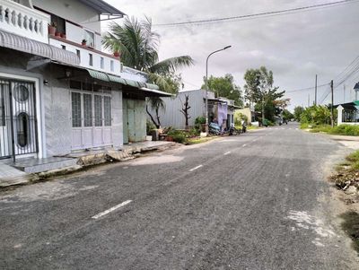 Cần cho thuê căn nhà mặt tiền đường trần hưng đạo tt.mỹ xuyên. Cho thuê nhà ở tại Huyện Mỹ Xuyên Sóc Trăng được đăng bởi Trần tiên