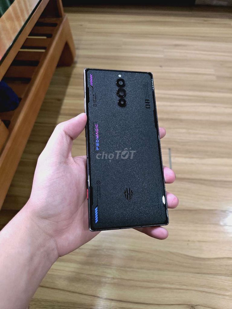 Redmagic 8Pro 12-256 Đen Nhám. Mua bán Điện thoại tại Quận Hà Đông Hà Nội được đăng bởi Đạo Nguyễn hình 1