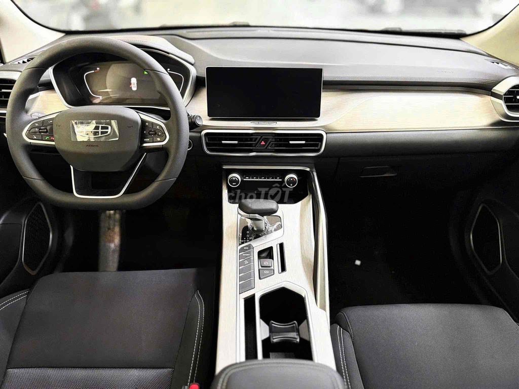 Geely Coolray 2025. Mua bán Ô tô tại Quận Liên Chiểu Đà Nẵng được đăng bởi Geely Đà Nẵng  hình 5