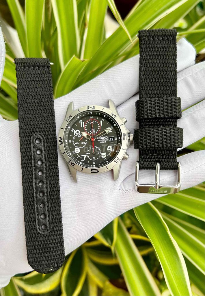 đh Seiko Chronograph dòng quân đội