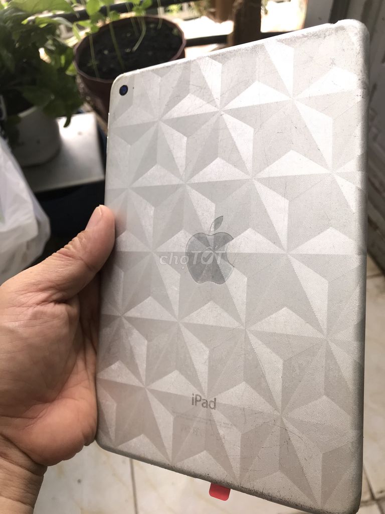 Apple ipad mini 4,128G.Xài ok .Full vân tay. Mua bán Máy tính bảng tại Quận 12 Tp Hồ Chí Minh được đăng bởi Văn Thanh hình 6