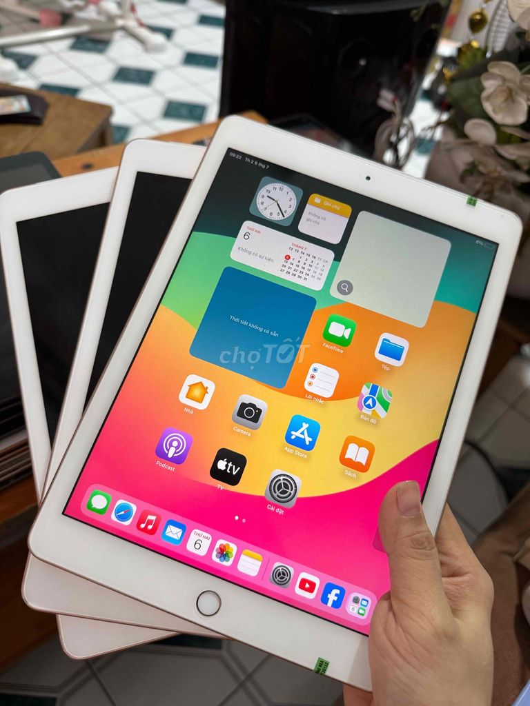 Apple iPad Gen 6 32GB Rose Gold 4G+WiFi. Mua bán Máy tính bảng tại Quận Gò Vấp Tp Hồ Chí Minh được đăng bởi CỬA HÀNG IPHONE IPAD CHÍNH HÃNG hình 1