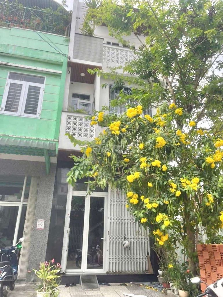 Nhà 3 tầng - 56m2 - 3 tỷ 8xx - khu bắc hà thanh 2 đống đa Nhà 3 tầng - 56m2 - 3 tỷ 8xx - khu bắc hà thanh 2 đống đa