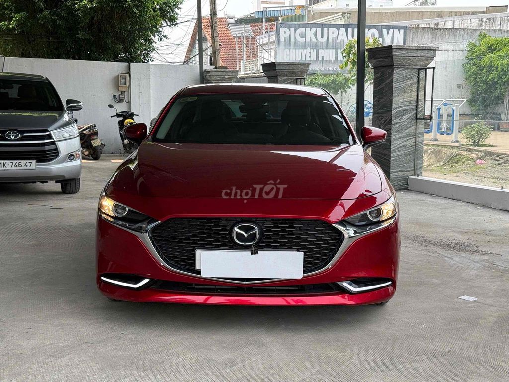 Mazda 3 Luxury 2022