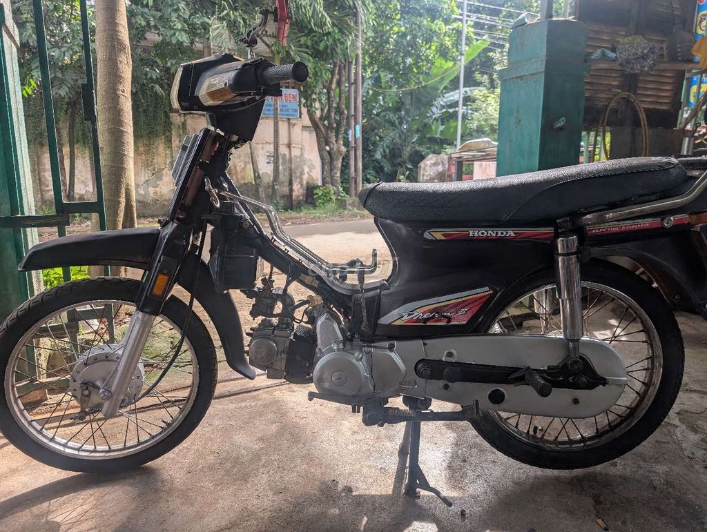 Dream tq đời đầu cực ngon. Mua bán Xe máy tại Thành phố Buôn Ma Thuột Đắk Lắk được đăng bởi sửa chữa và mua bán các loại xe chuẩn ngon giá rẻ hình 1