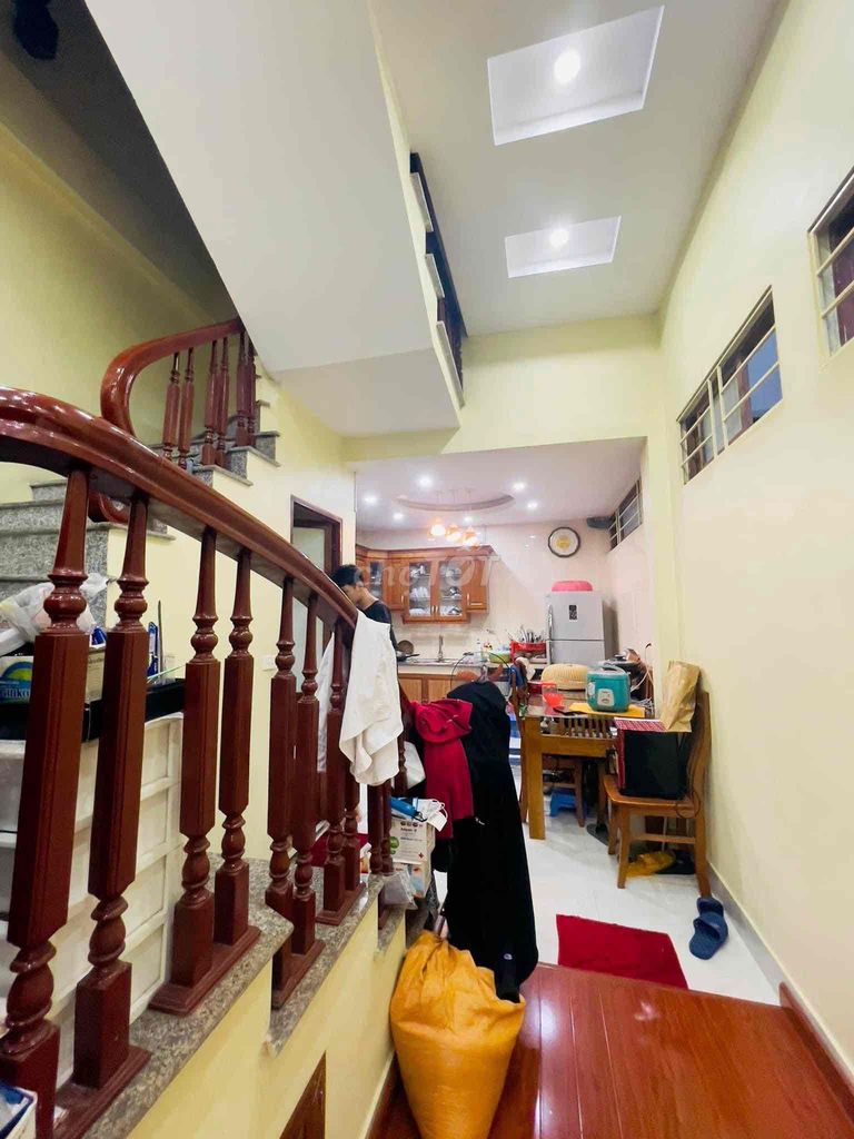 Bán nhà Trần Cung, nhà đẹp, thoáng trước sau, gần phố, 5T*45m2,, 6,2 t