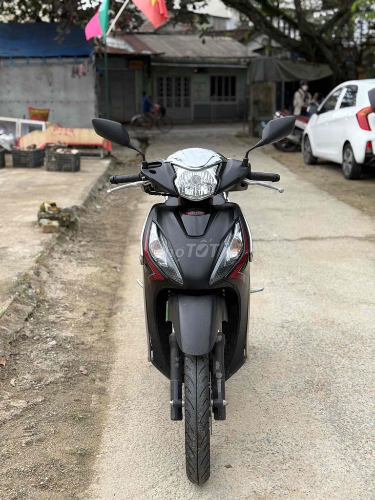 Vison 2024 chính chủ, Bản Mắc tiền. Mua bán Xe máy tại Thị xã Hương Thủy Thừa Thiên Huế được đăng bởi CẦM ĐỒ ANH VŨ 198 NGUYỄN TẤT THÀNH hình 2