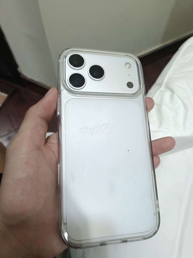 Apple iPhone 17 Pro Max 256GB Bạc. Mua bán Điện thoại tại Thành phố Mỹ Tho Tiền Giang được đăng bởi Nguyễn Văn Hoan hình 1
