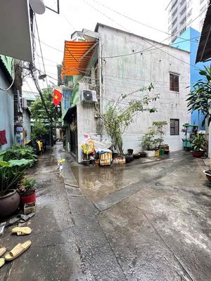 Hơn 1tỷ, Nhà nhỏ Q6, 3 phòng ngủ.. Mua bán nhà ở tại Quận 6 Tp Hồ Chí Minh được đăng bởi Phong Nhà Tốt
