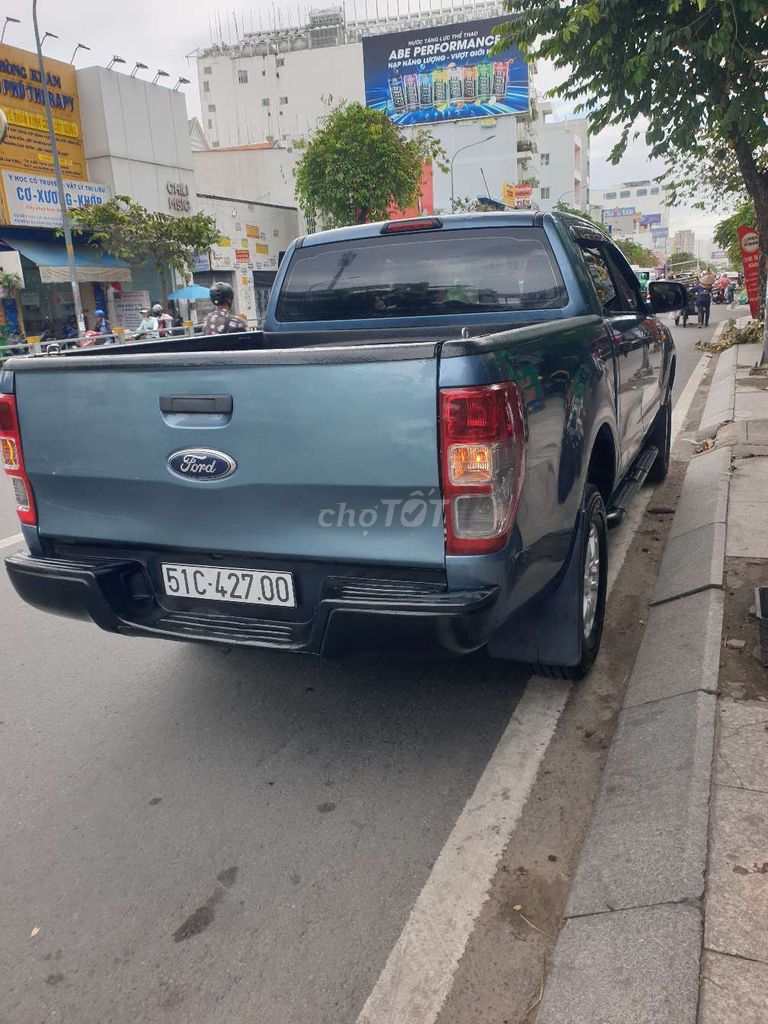 Ford Ranger 2014 XLS 2.2 128000 km bstp chính chủ. Mua bán Ô tô tại Quận Tân Phú Tp Hồ Chí Minh được đăng bởi nguyen thi diem my hình 15