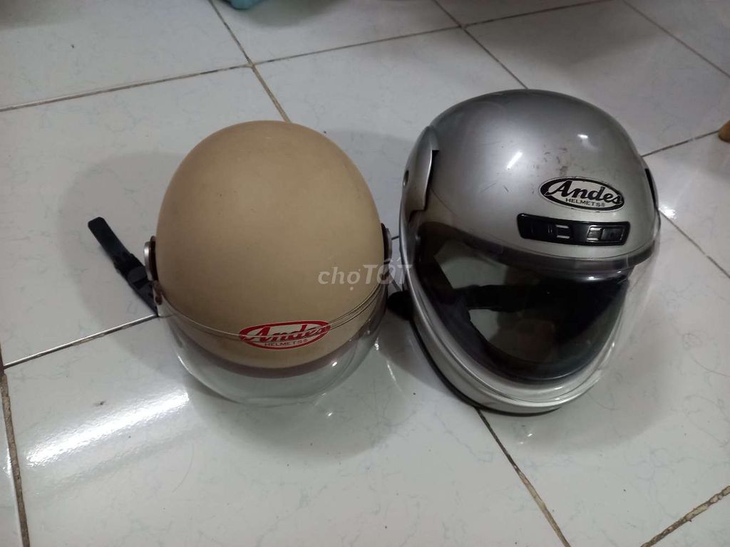 Nón bảo hiểm. Mua bán Phụ kiện thời trang khác tại Thành phố Thủ Dầu Một Bình Dương được đăng bởi Le thành đạt hình 1