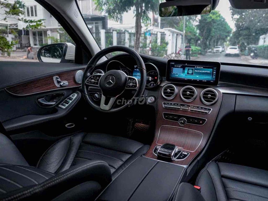 Mercedes Benz 2021 - 34000 km. Mua bán Ô tô tại Quận 7 Tp Hồ Chí Minh được đăng bởi Khánh Vi hình 6