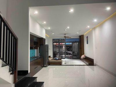 Rent · 3 bd · 125 м² · Quận Ngũ Hành Sơn, ул. Đường Đoàn Khuê