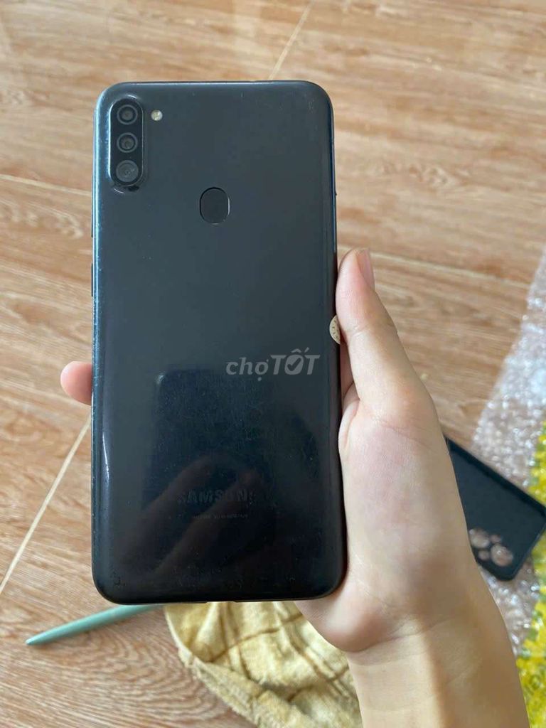 SS a11, 32g, sạc nhanh, zin . Mua bán Điện thoại tại Thành phố Thủ Dầu Một Bình Dương được đăng bởi Phước Mobile hình 1