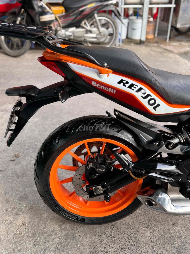 Benelli BN302 2018 Cam trắng 23000 km 9 chủ. Mua bán Xe máy tại Quận Bình Tân Tp Hồ Chí Minh được đăng bởi Việt Motor Bình Tân hình 11