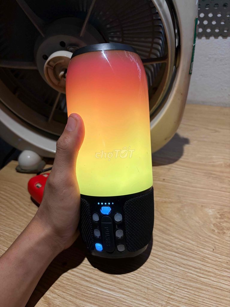 Loa Bluetooth JBL Pulse 3 Đã sử dụng. Mua bán Tivi, Âm thanh tại Quận Tân Bình Tp Hồ Chí Minh được đăng bởi Lăm Lày hình 1