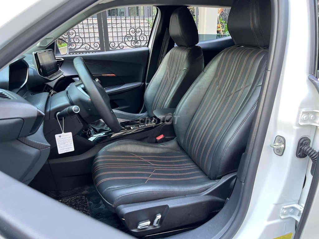 Peugeot 2008 2025 Active 1.2 AT - 5000 km. Mua bán Ô tô tại Quận Long Biên Hà Nội được đăng bởi Lâm quốc bảo hình 5