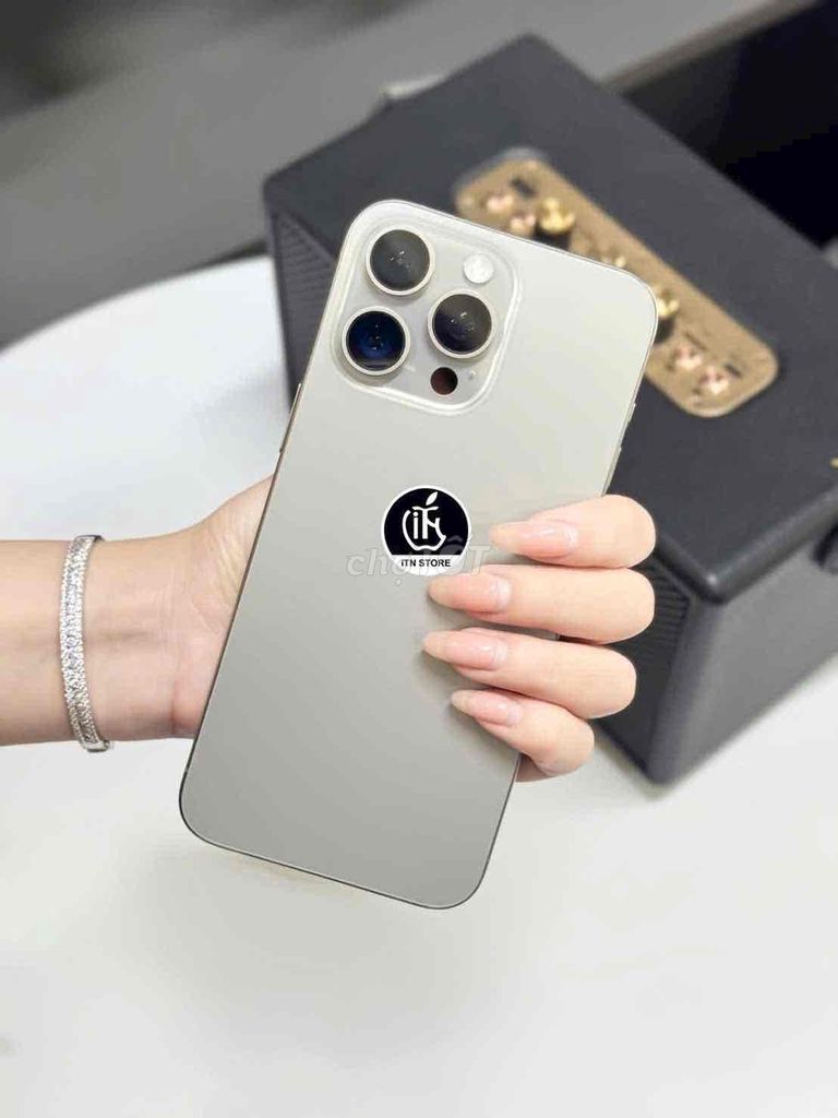 iPhone 15 Pro Max 256GB Xám. Mua bán Điện thoại tại Quận Cái Răng Cần Thơ được đăng bởi Kiều Tiên hình 1