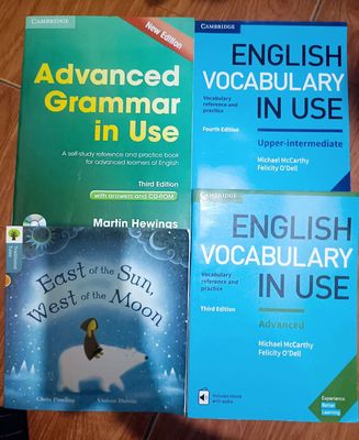Sách tiếng Anh và sách kỹ năng