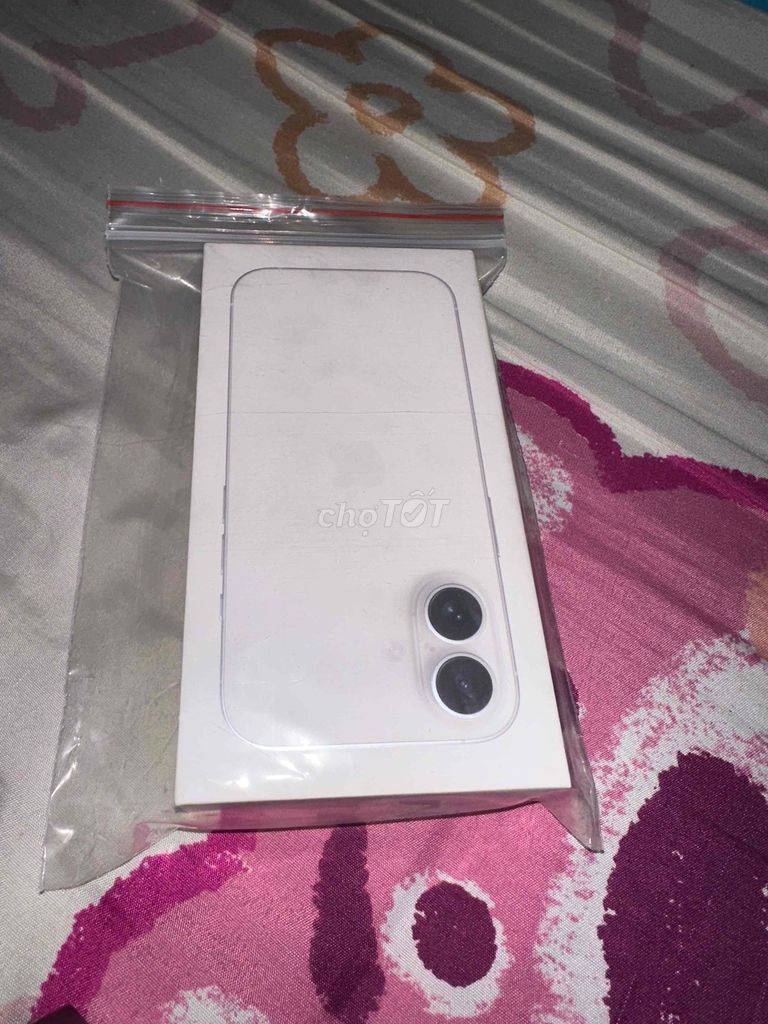 iPhone 16 Trắng. Mua bán Điện thoại tại Thành phố Biên Hòa Đồng Nai được đăng bởi Tkảo hình 1