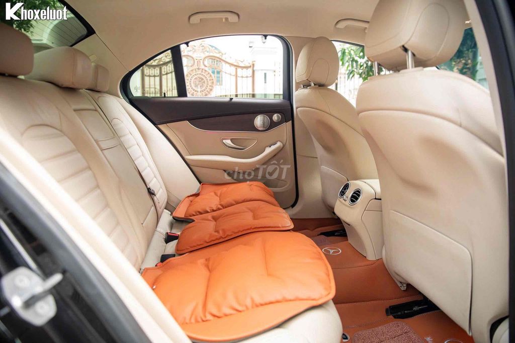Mercedes C200 Exclusive 2020 - 34000 km. Mua bán Ô tô tại Quận Gò Vấp Tp Hồ Chí Minh được đăng bởi Nguyễn Trường Giang hình 9