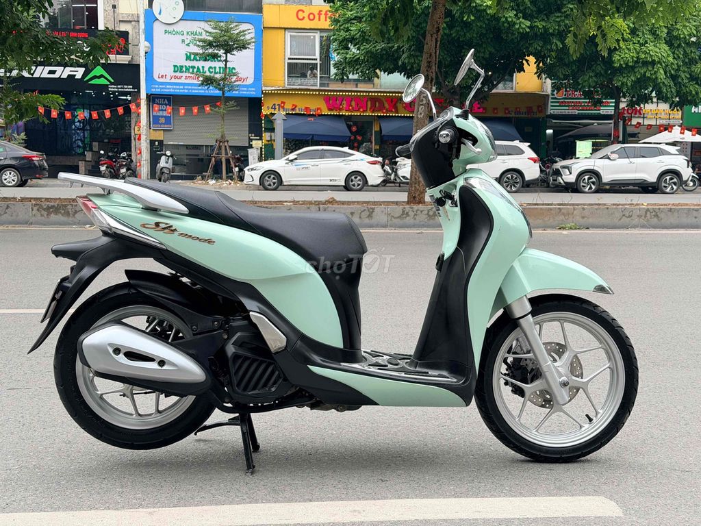 Sh mode 125fi cuối 2016 sơn máy zin 100% đại chất. Mua bán Xe máy tại Quận Cầu Giấy Hà Nội được đăng bởi nguyễn bích thuỷ hình 5