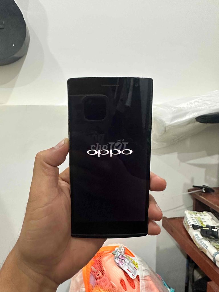 Oppo Find 7 treo logo