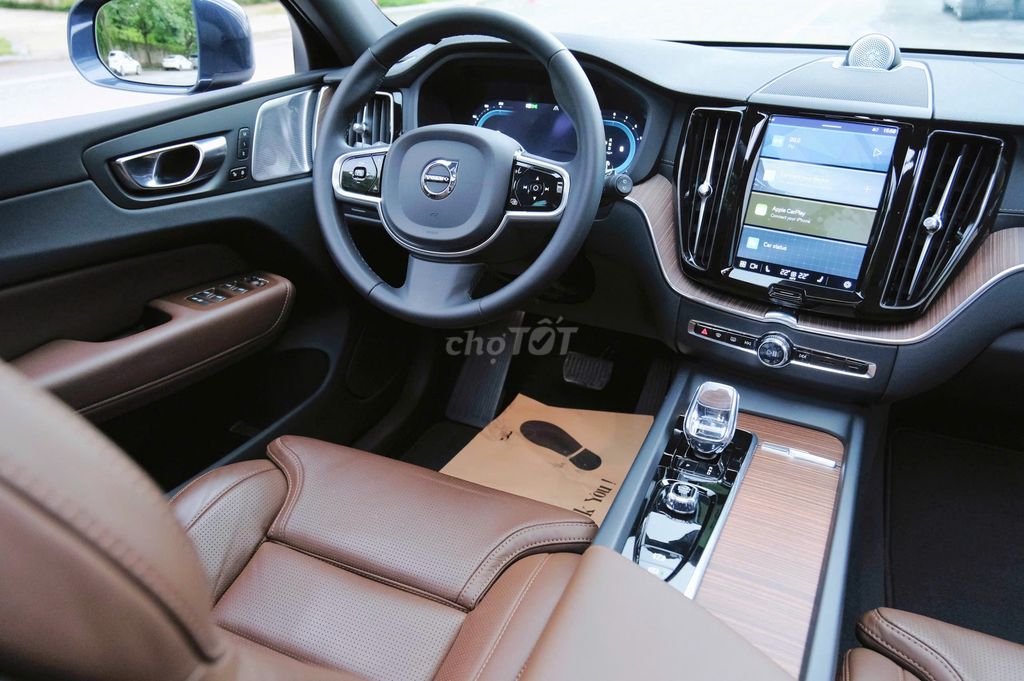 Volvo XC60 2025 Ultimate Bright B6 AWD - 4000 km. Mua bán Ô tô tại Quận Long Biên Hà Nội được đăng bởi Em Hải Volvo hình 9