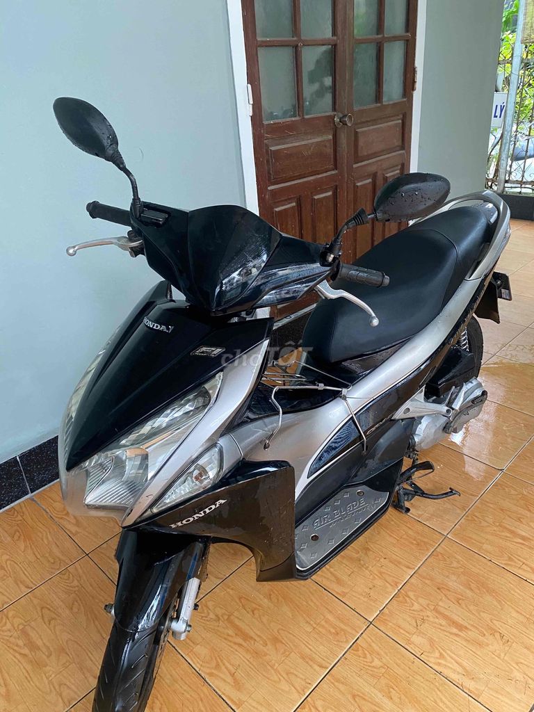 bán xe airblade xe máy êm đầy đủ chức năng. Mua bán Xe máy tại Thành phố Huế Thừa Thiên Huế được đăng bởi Thúc Thiện hình 2