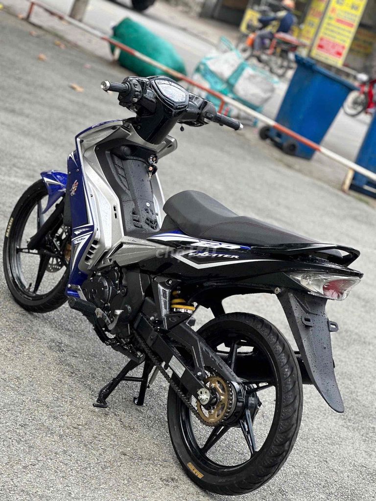 YAMAHA EXCITER 1S9A XUỐNG ÁO 2010 HỒ SƠ CẦM TAY. Mua bán Xe máy tại Thành phố Thủ Đức Tp Hồ Chí Minh được đăng bởi Xe Máy Nguyễn Phụng hình 4