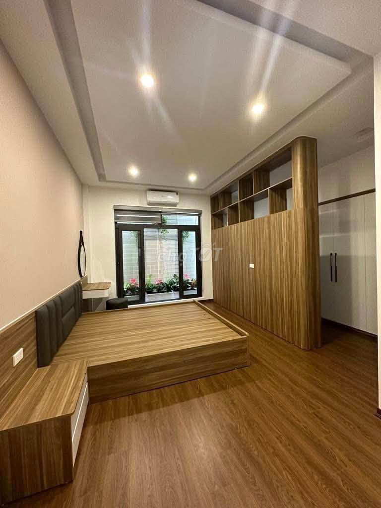 Дом в Там Тринь, Маи Донг, 45 м², 4 спальни, лифт, мебель