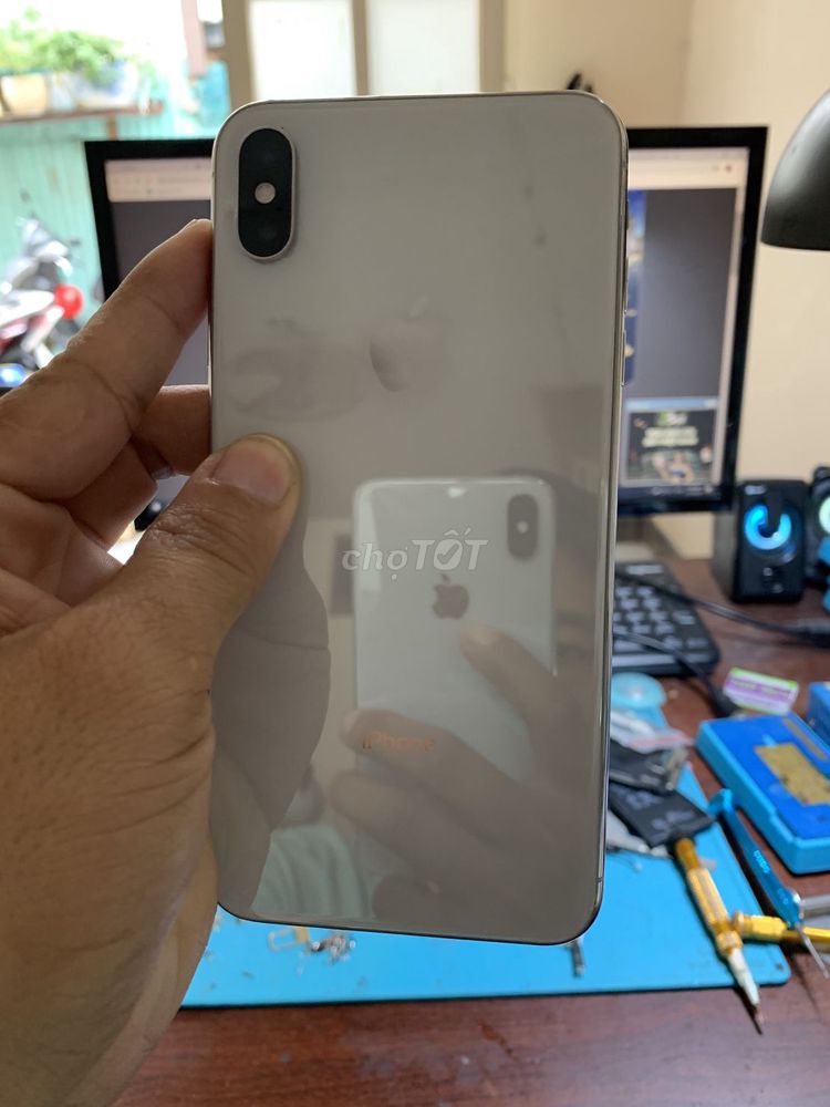 Apple iPhone XS Max 64 GB trắng