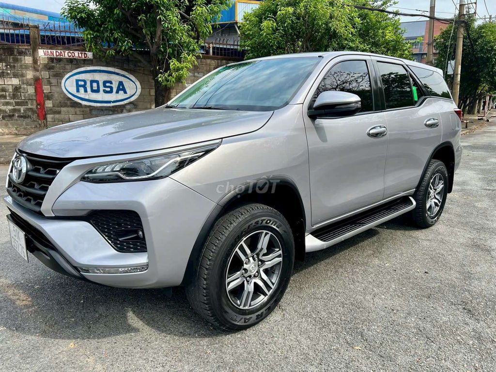 Инвентарный номер масла и серебра Toyota Fortuner 2022