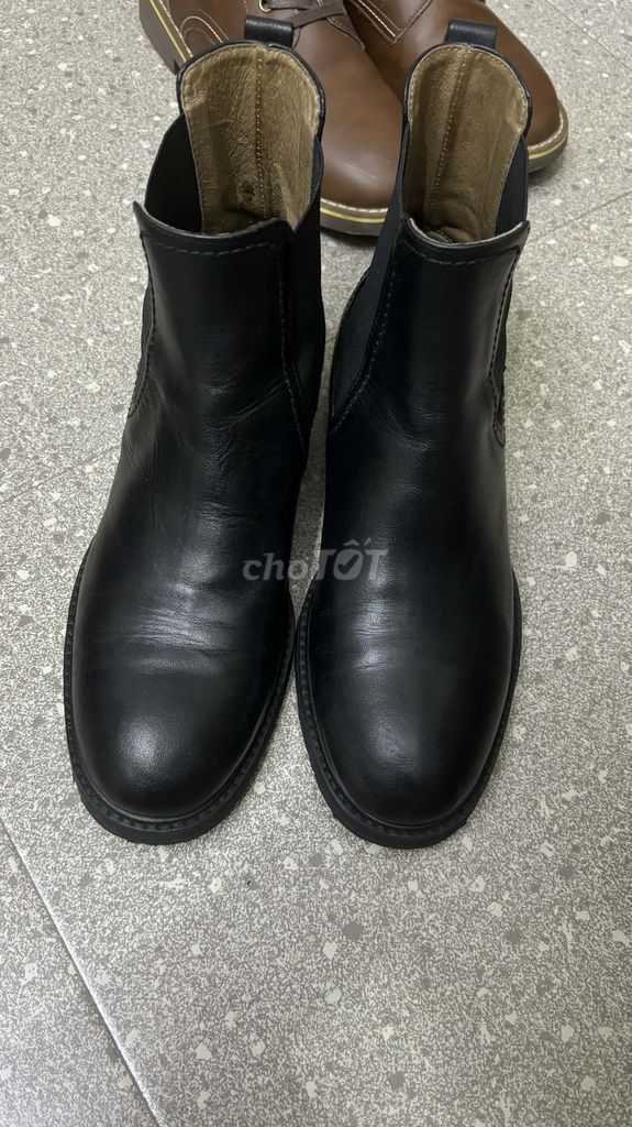 Giày Chelsea boot Tomas Club Da thật size 41 Nam. Mua bán Giày dép tại Huyện Đông Anh Hà Nội được đăng bởi Nguyễn Tường hình 1