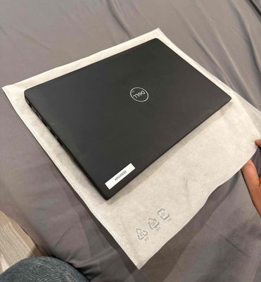 Laptop Dell Latitude sách tay Mỹ i7-th8 8/256Gb