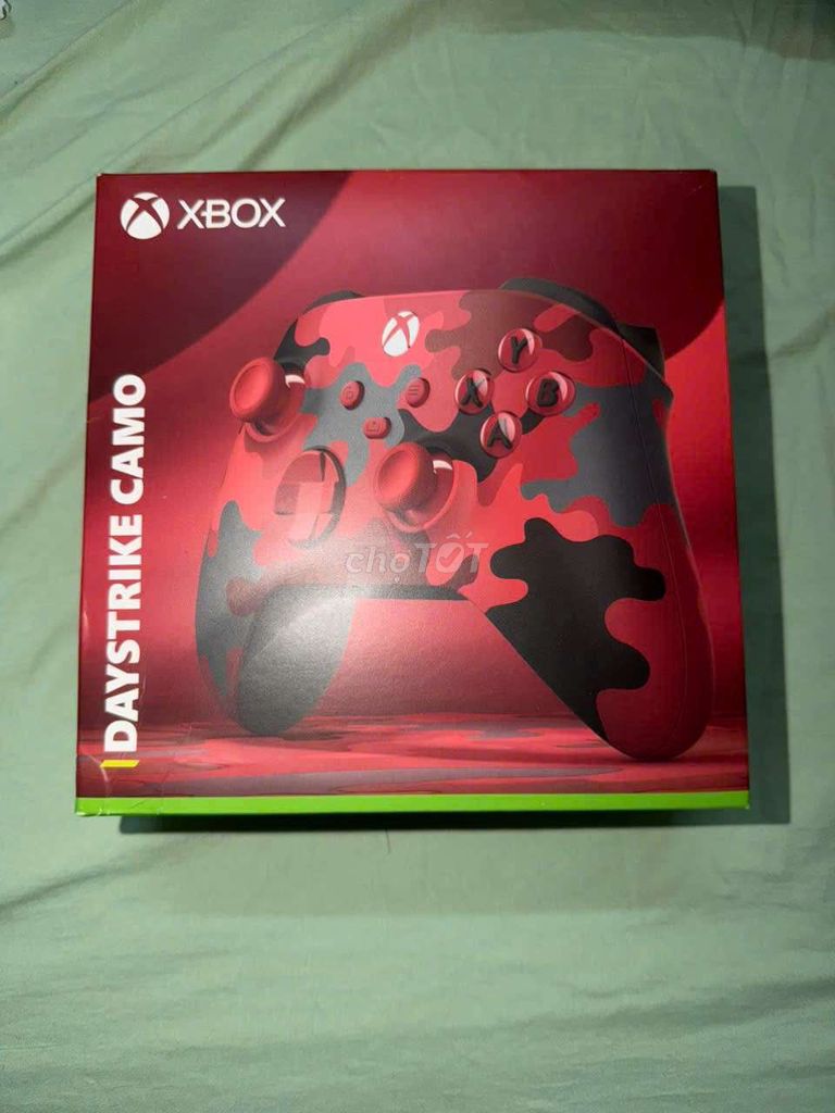 Tay cầm chơi game Xbox Daystrike Camo. Mua bán Thiết bị chơi game tại Thành phố Thủ Đức Tp Hồ Chí Minh được đăng bởi Nguyễn Phương hình 1