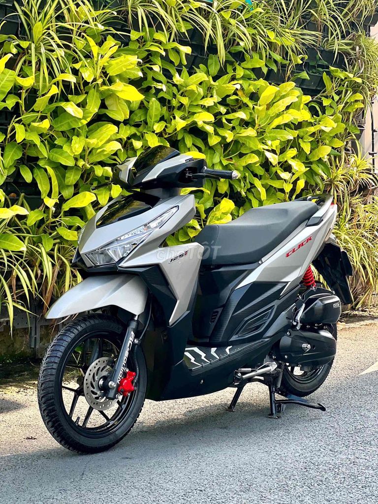 click thái 125cc máy móc zin êm chính chủ ký bstp. Mua bán Xe máy tại Quận 12 Tp Hồ Chí Minh được đăng bởi CHXM Phương Nam Chuyên Bán Xe Trả Góp Bao Nợ Xấu hình 2