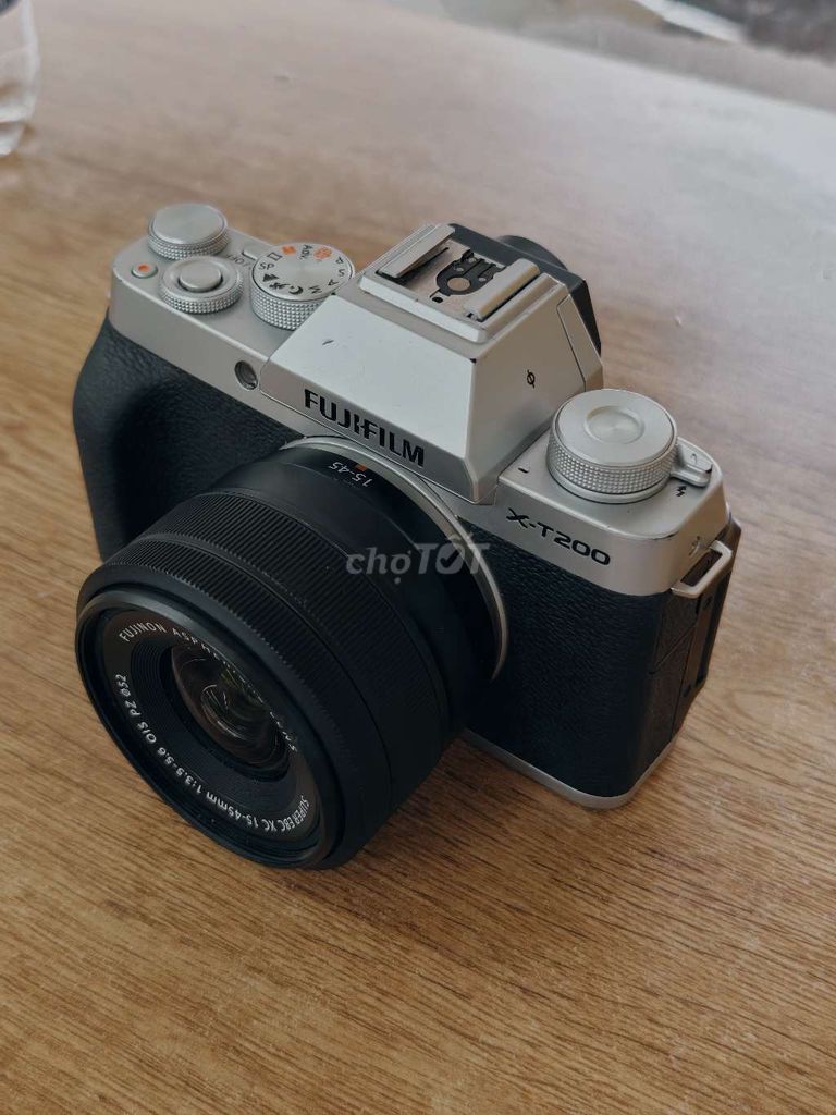 Máy ảnh Fujifilm XT200 Bạc, Đen Đã sử dụng. Mua bán Máy ảnh, Máy quay tại Quận Tân Phú Tp Hồ Chí Minh được đăng bởi Nguyễn hình 1