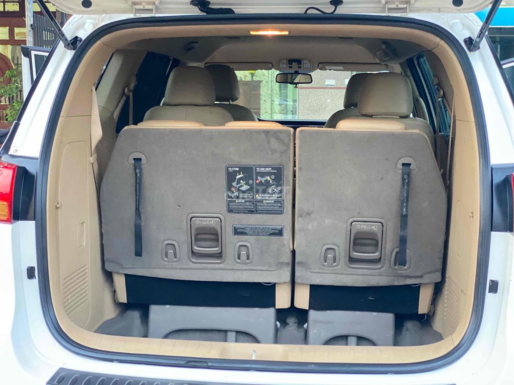 Kia Sedona 2016 2.2 Dầu Trắng. Mua bán Ô tô tại Thành phố Long Khánh Đồng Nai được đăng bởi Mr hiếu hình 16