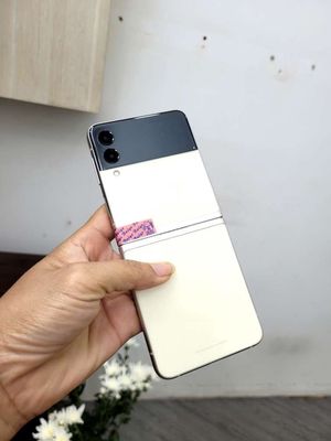 Đẹp gấp gọn SAMSUNG Z PLIP 3 RAM 8G / 128G. Mua bán Điện thoại tại Thành phố Thủ Dầu Một Bình Dương được đăng bởi Anh Store