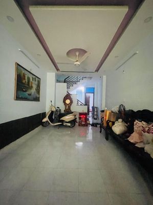 Q3 - CMT8 - 84 m2 - Ngang 6 - 8 PN dòng tiền 360 tr/ năm - giá 9,7 tỷ.
