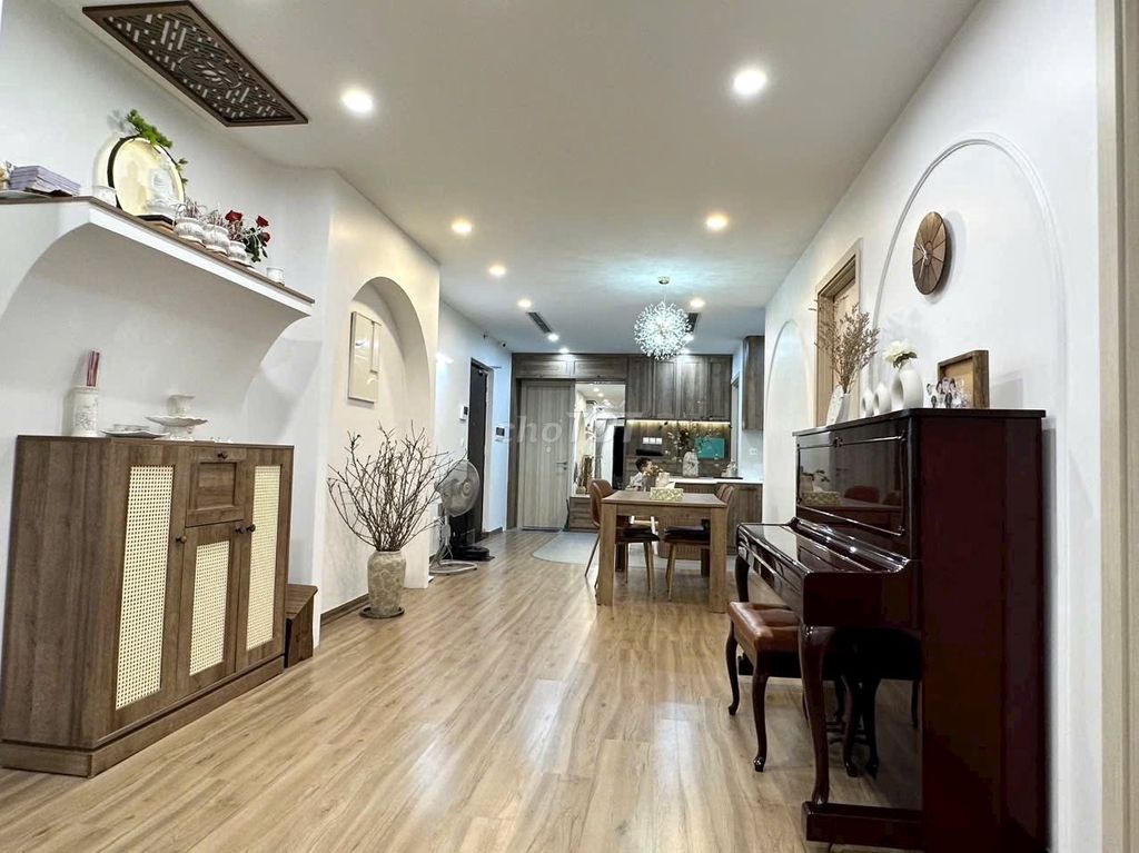 Продается 3-комнатная квартира с садом Feliz Homes, Хоанг Май