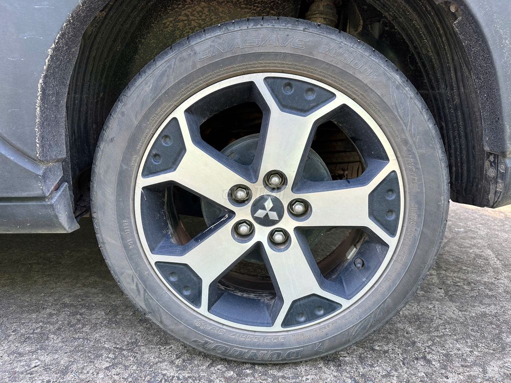 Mitsubishi Xpander 1.5 Cross 2022 -48000km. Mua bán Ô tô tại Thành phố Dĩ An Bình Dương được đăng bởi Siêu Thị Ô Tô Bình Dương  hình 20