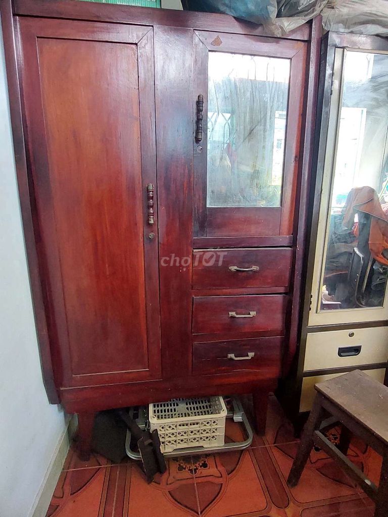 Bán tủ gỗ quần áo