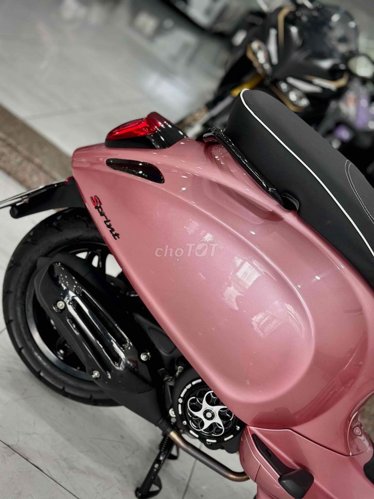 Vespa125 2018 zin Lướt ( Hỗ trợ Trả GÓP ). Mua bán Xe máy tại Thị xã Phú Mỹ Bà Rịa - Vũng Tàu được đăng bởi Cửa Hàng Xe Máy Phú Mỹ hình 5