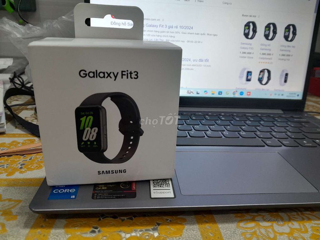 Đồng hồ thông minh Samsung Galaxy Fit3 mới 100%